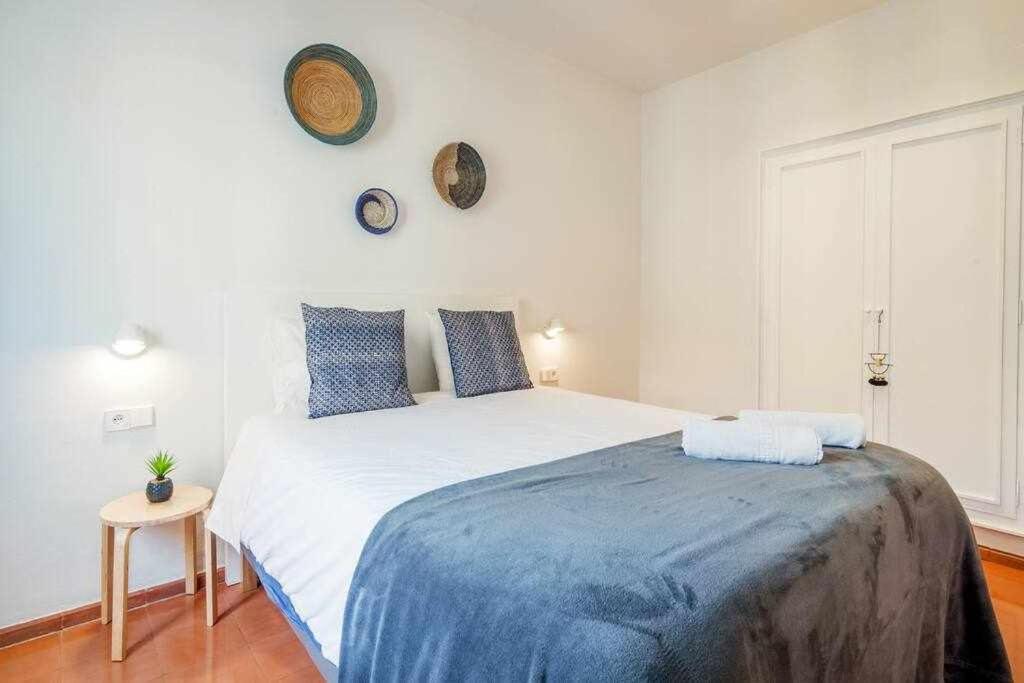 New Top Floor Apt With A Lot Of Light & Aircon 赫罗纳 外观 照片